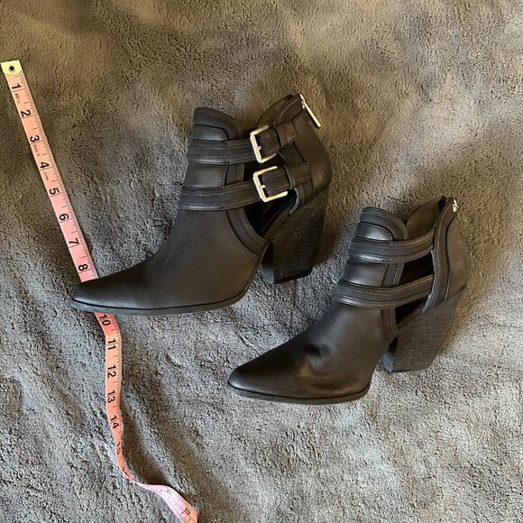Black Pointed Toe Heel Ankle Booties Charles David Women 8.5 - Picture 5 of 8